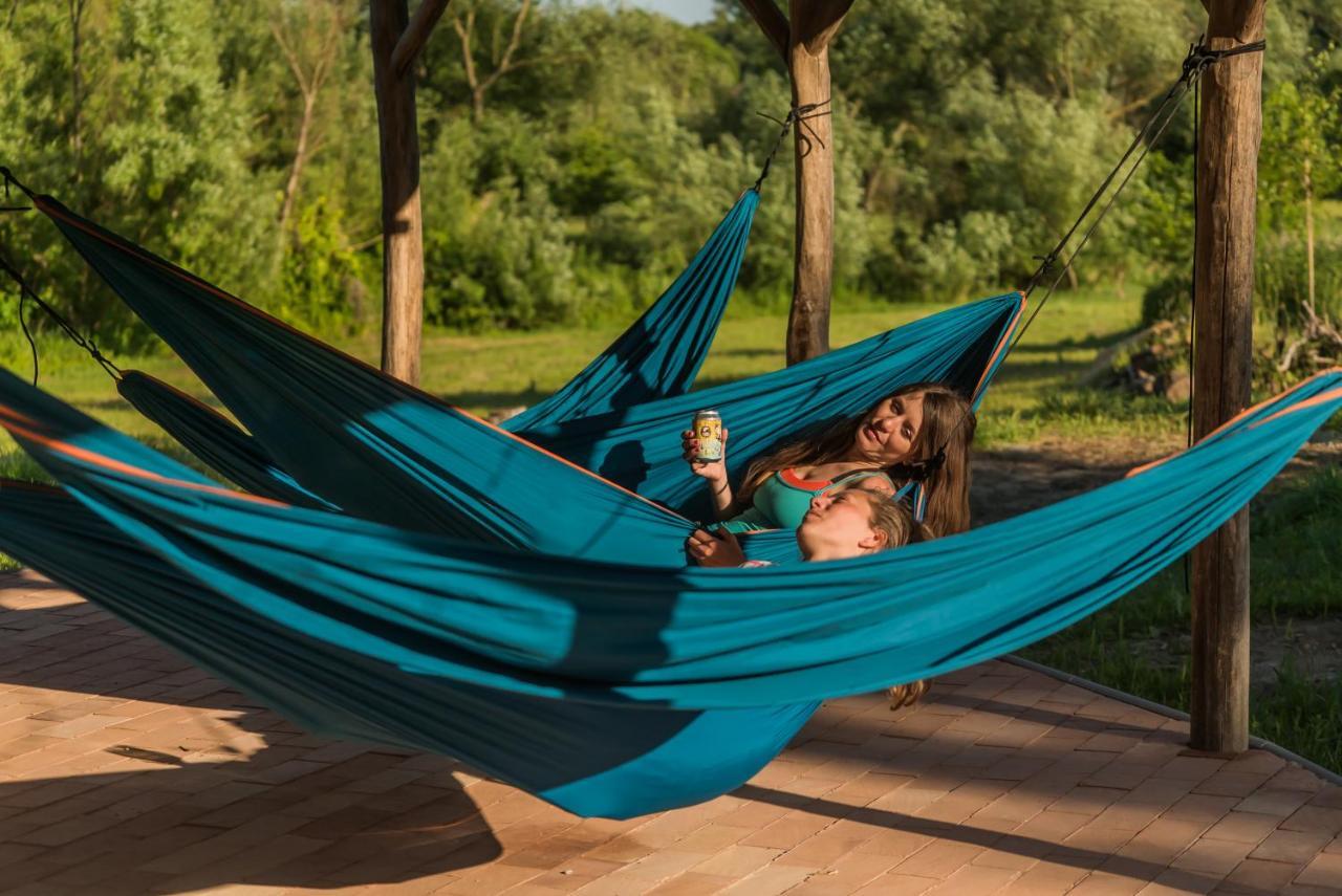 Szellős Rét Camping Balvanyos Exterior foto